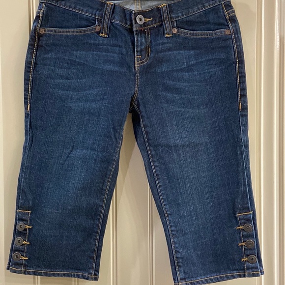 Capri Jeans by Gap 1969 Brand. NWOT! - Picture 2 of 16